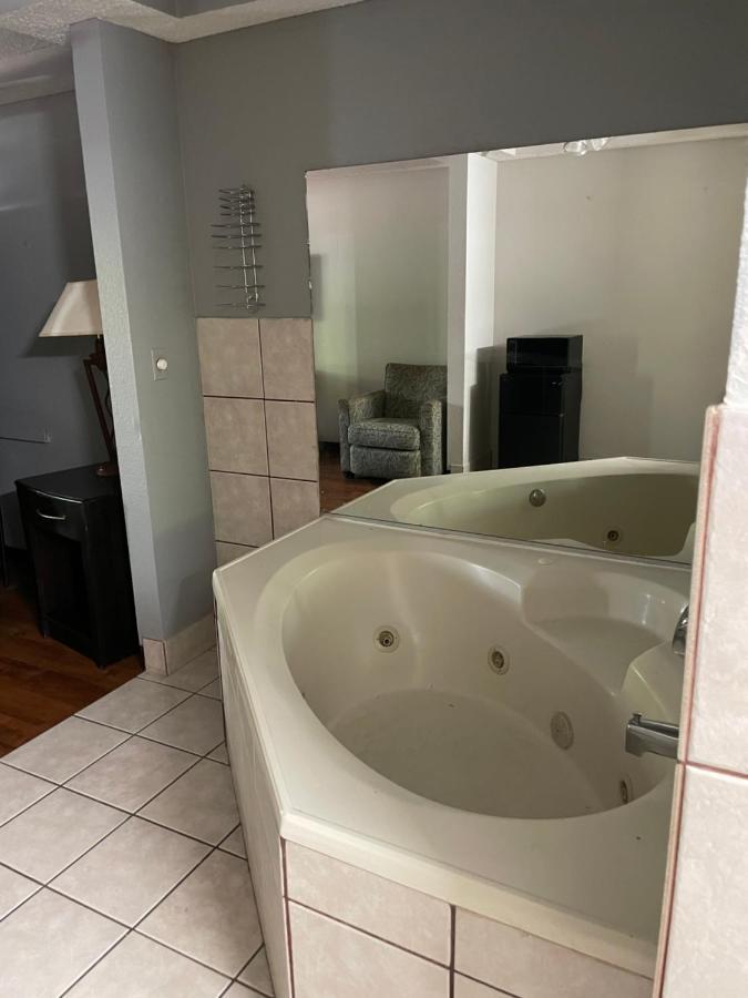 Stockbridge Inn Экстерьер фото